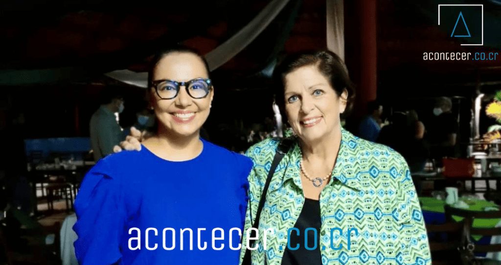 Diputada Pilar Cisneros y Paola Najera renuncian a su beneficio de gasolina 1024x543 1