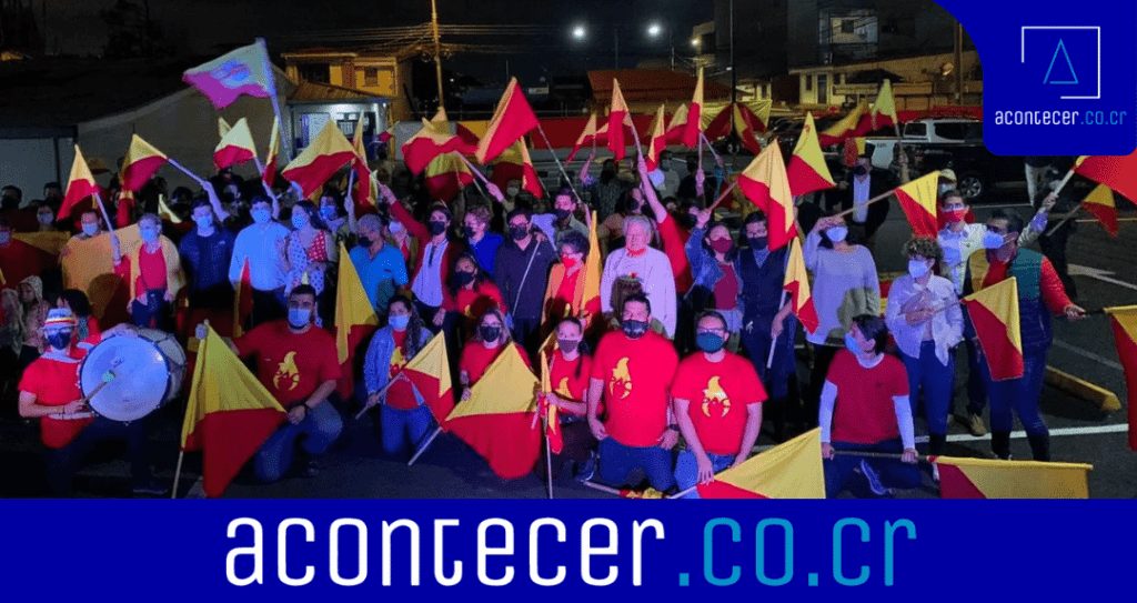 Juventud del PAC Saquen sus rosarios de nuestros ovarios 1024x543 1