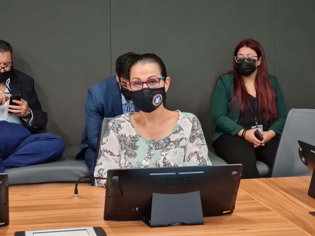 Maria Vita Monge Felicito a Otton Solis por su nombramiento ante la OCDE