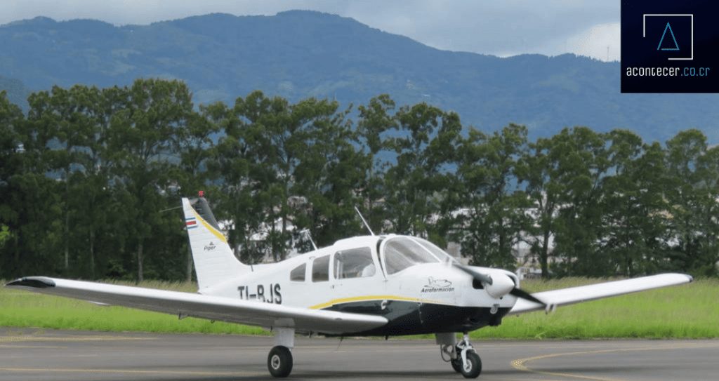 Se sorteara una beca completa para estudiar la carrera de piloto aviador en Costa Rica 1024x543 1