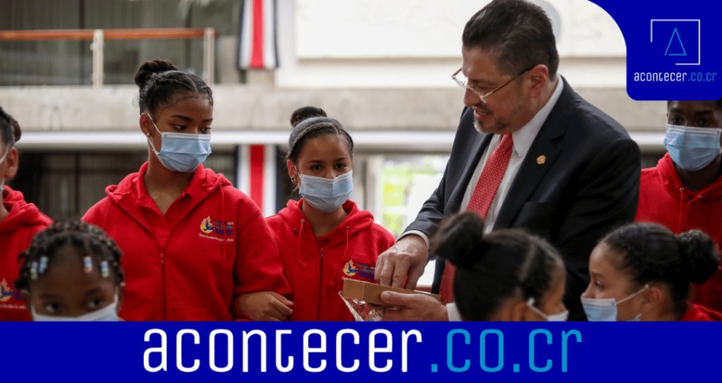 Niños de Obras del Espíritu Santo visitaron Casa Presidencial 2 Anadir un subtitulo 2022 06 27T183828.154 1024x543 1