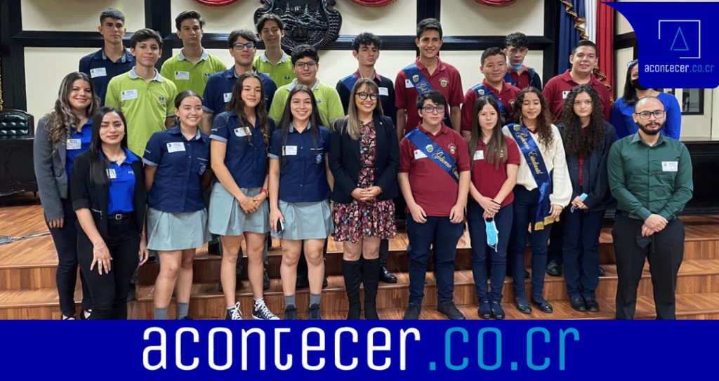 Diputada Paola Nájera invita a colegios a visitar la Asamblea Legislativa 2 Anadir un subtitulo 2022 07 29T181624.565 1024x543 1