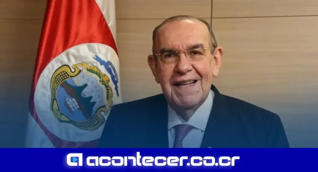 Rodrigo Arias cóctel diputados cierre periodo Asamblea Legislativa