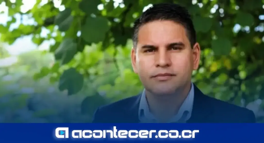 Exdiputado Fabricio Alvarado de Nueva República sale de audiencia tras medida cautelar por presunto abuso sexual | medida cautelar Fabricio Alvarado, Fabricio Alvarado abuso sexual, exdiputado Nueva República imputado