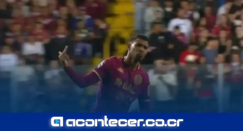 Gerald Taylor de Deportivo Saprissa recibe tarjeta roja en la final contra Herediano | Gerald Taylor expulsado final, Saprissa Herediano final, tarjeta roja Gerald Taylor