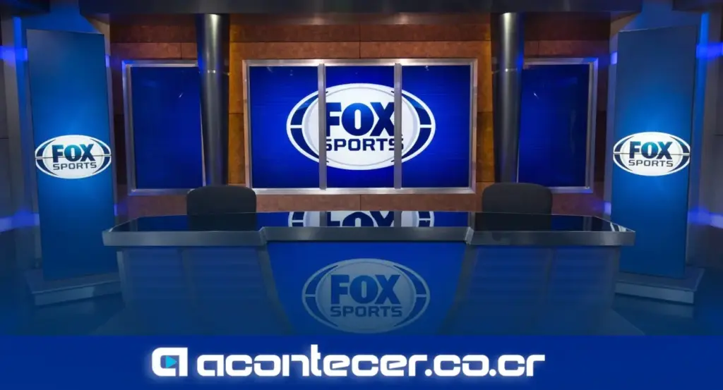 Pantalla de televisión mostrando el logo de FOX Sports en Costa Rica con transmisión deportiva de Premier League