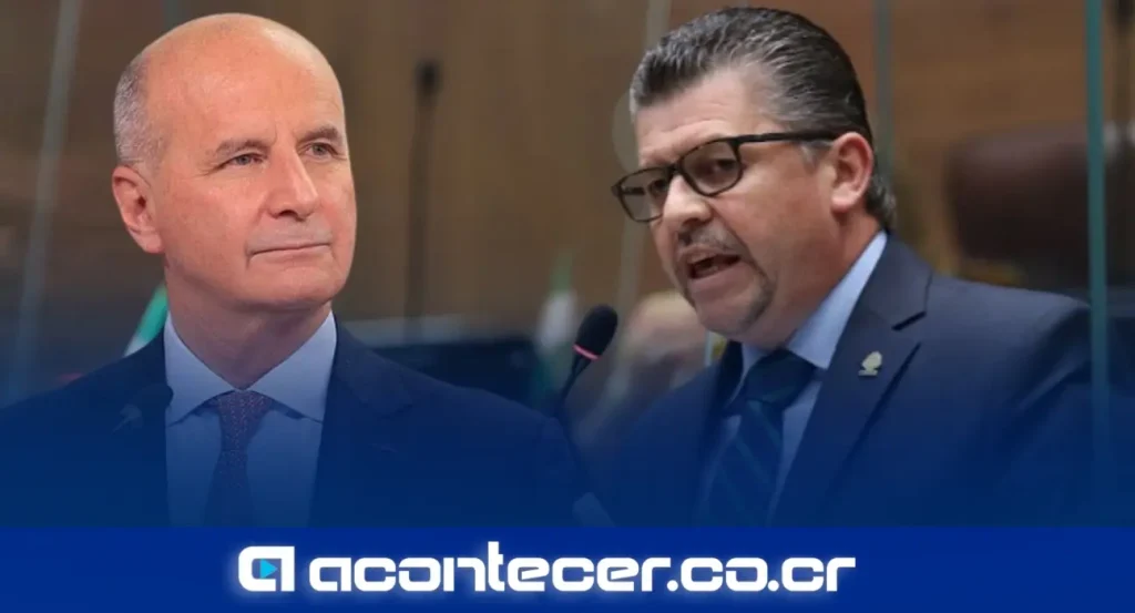 Diputado Gilberth Jiménez del PLN durante sesión legislativa en la Asamblea de Costa Rica
