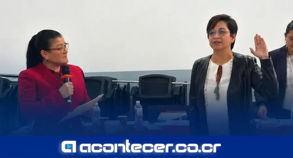 Rocío Alfaro Molina, exdiputada del Frente Amplio, elegida representante sindical ante la Junta Directiva de la CCSS