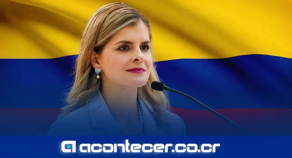 Laura Fernández Delgado, presidenta de Costa Rica, durante conferencia de prensa semanal