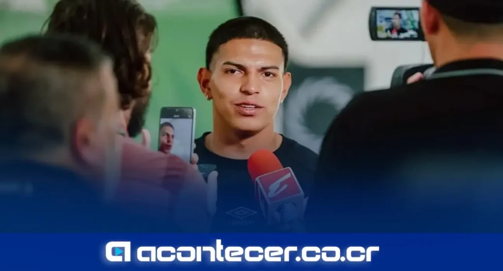 Alejandro Bran, mediocampista separado de Liga Deportiva Alajuelense tras incidente extradeportivo