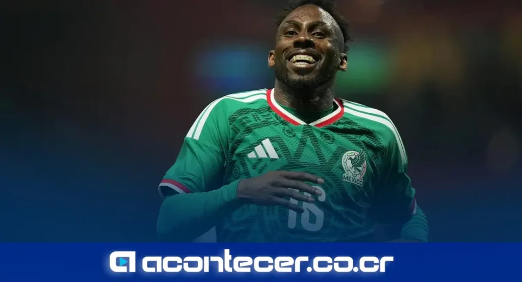 Julián Quiñones celebra el primer gol del Mundial 2026 con la camiseta de la selección mexicana