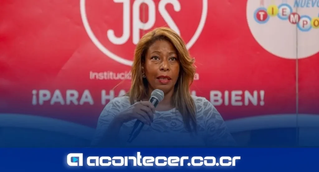Diputada Esmeralda Britton González durante foro legislativo sobre violencia hacia adultos mayores en Costa Rica