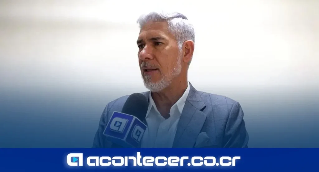 Carlos Arias, director ejecutivo de JUPEMA, durante declaraciones sobre adultos mayores sin pensión en Costa Rica