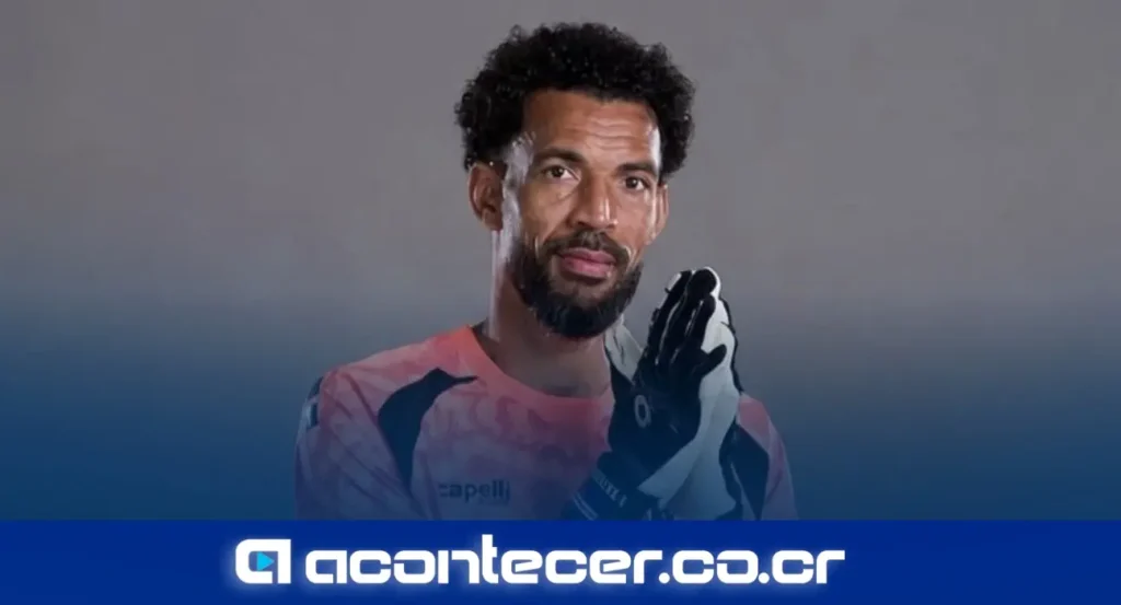Josimar Vozinha Días, arquero de Cabo Verde, durante el partido contra España en el Mundial 2026