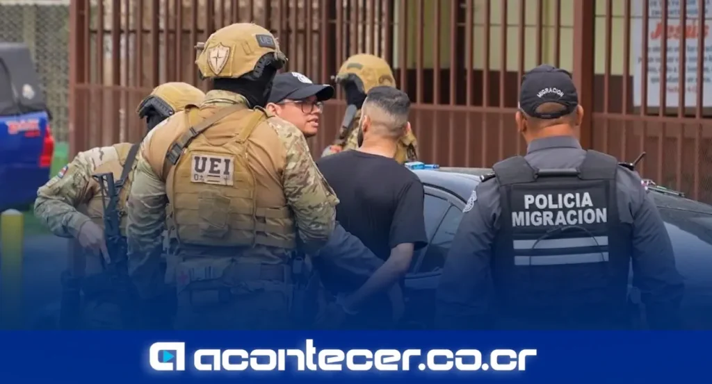 Presidenta Laura Fernández Delgado durante anuncio sobre detención de sospechoso vinculado a Hamás en Costa Rica