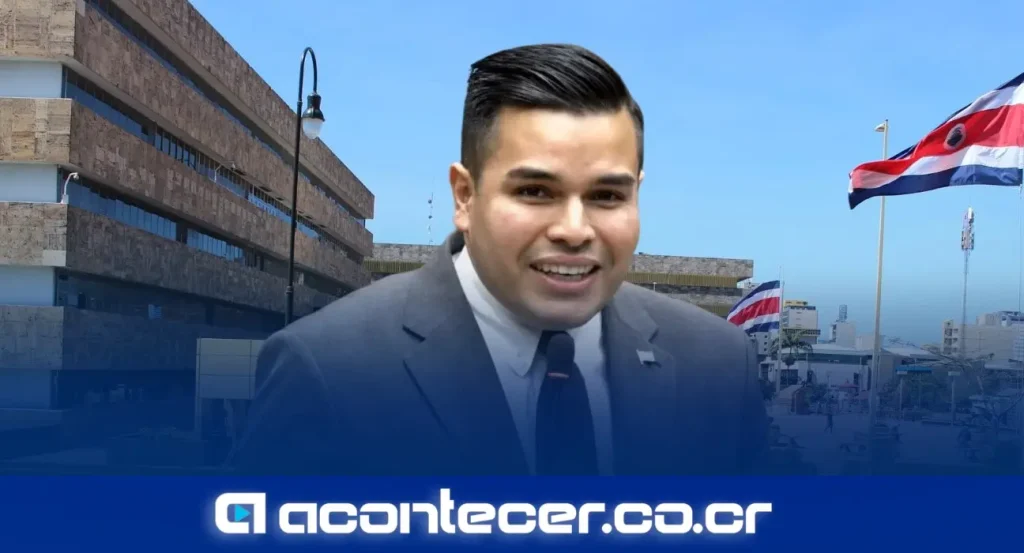 Eder Hernández, diputado de Liberación Nacional, durante su intervención en la Asamblea Legislativa