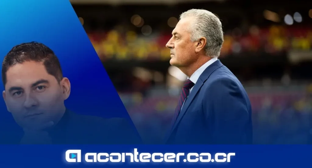 Gustavo Alfaro, entrenador argentino de fútbol, durante un partido con la selección de Paraguay