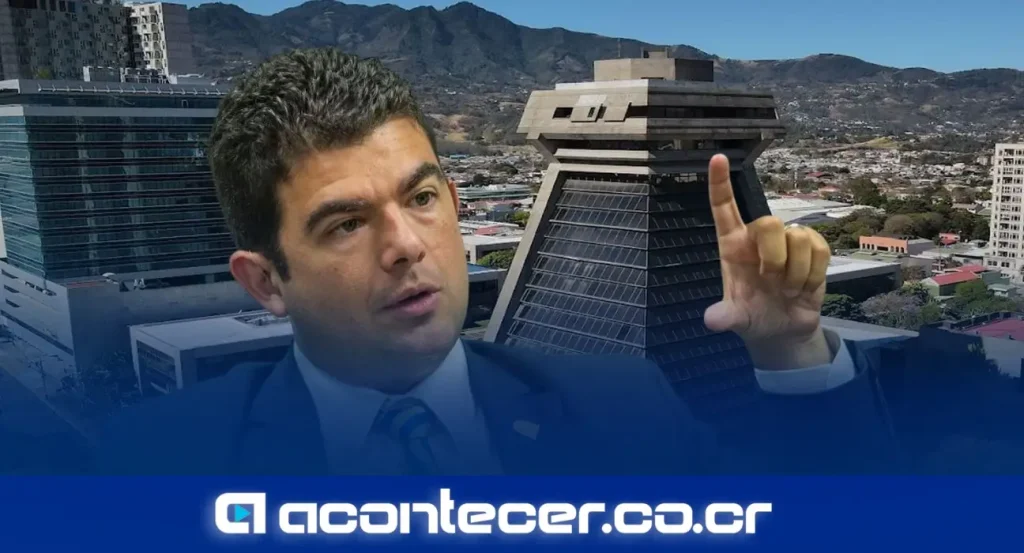 Álvaro Ramos, excandidato presidencial del PLN, en una intervención pública