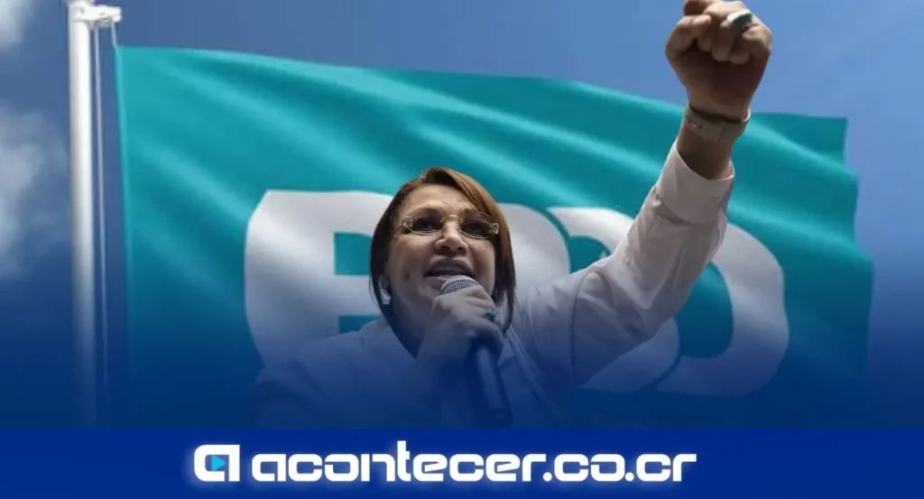 Mayuli Ortega, diputada y presidenta de Pueblo Soberano, durante una sesión legislativa en Costa Rica