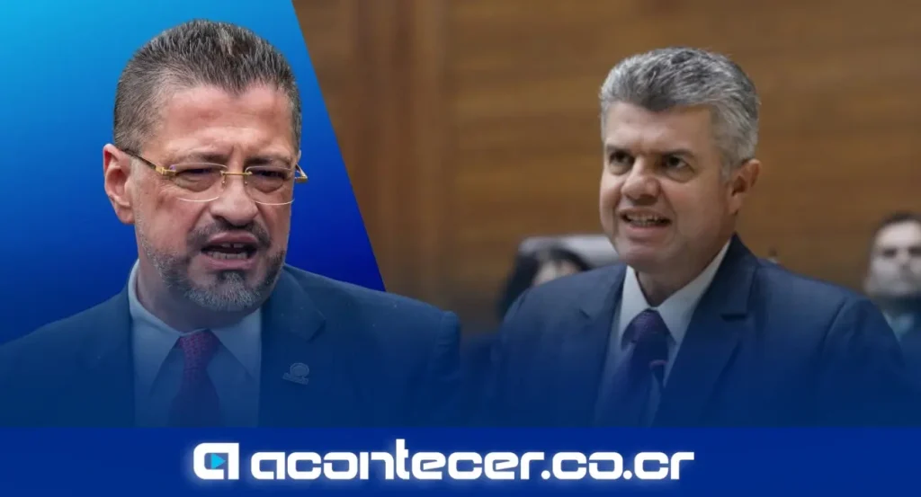 Rodrigo Chaves Robles, ministro de la Presidencia y Hacienda, durante declaraciones a medios de comunicación