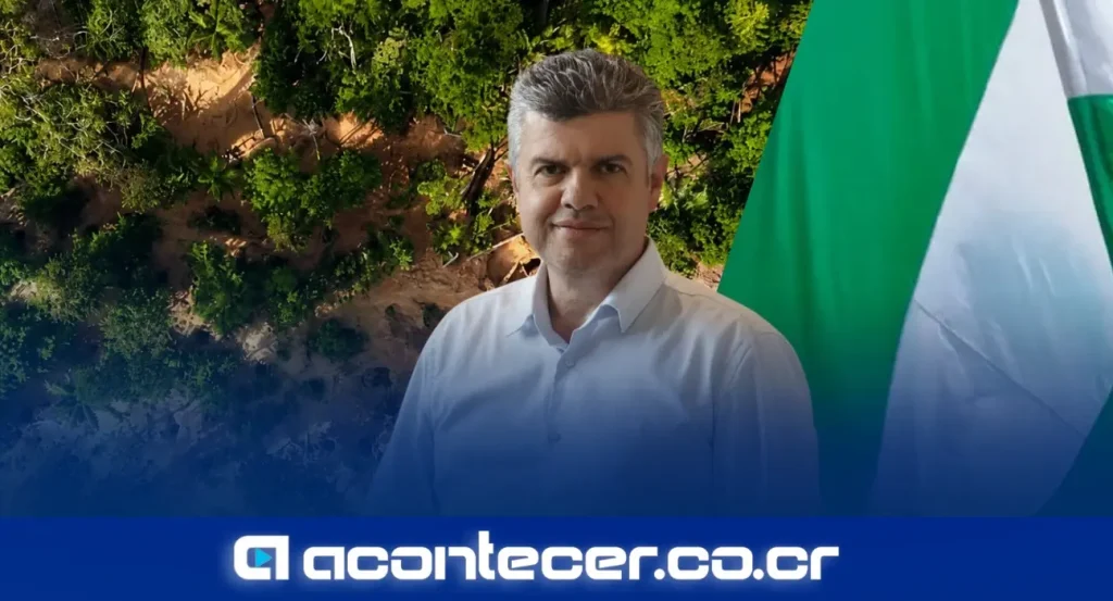 Álvaro Ramírez Bogantes, jefe de fracción del PLN, en la Asamblea Legislativa