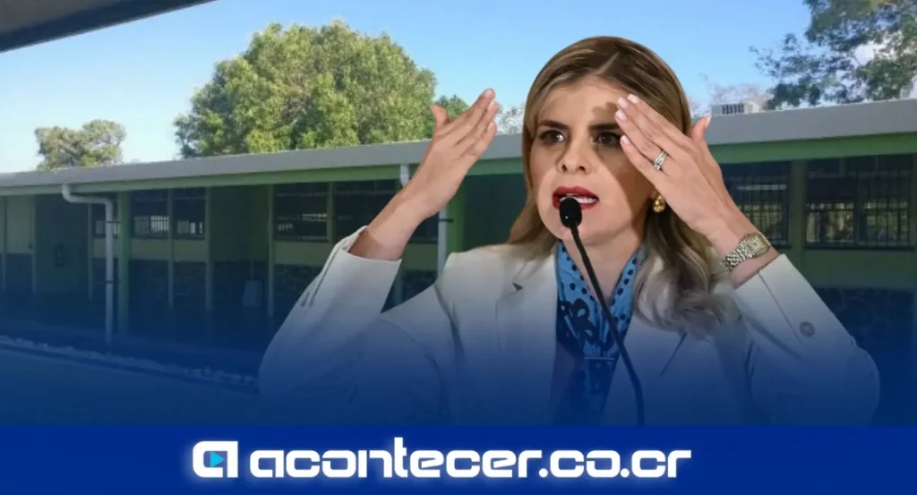 Presidenta Laura Fernández Delgado durante una intervención pública en Costa Rica