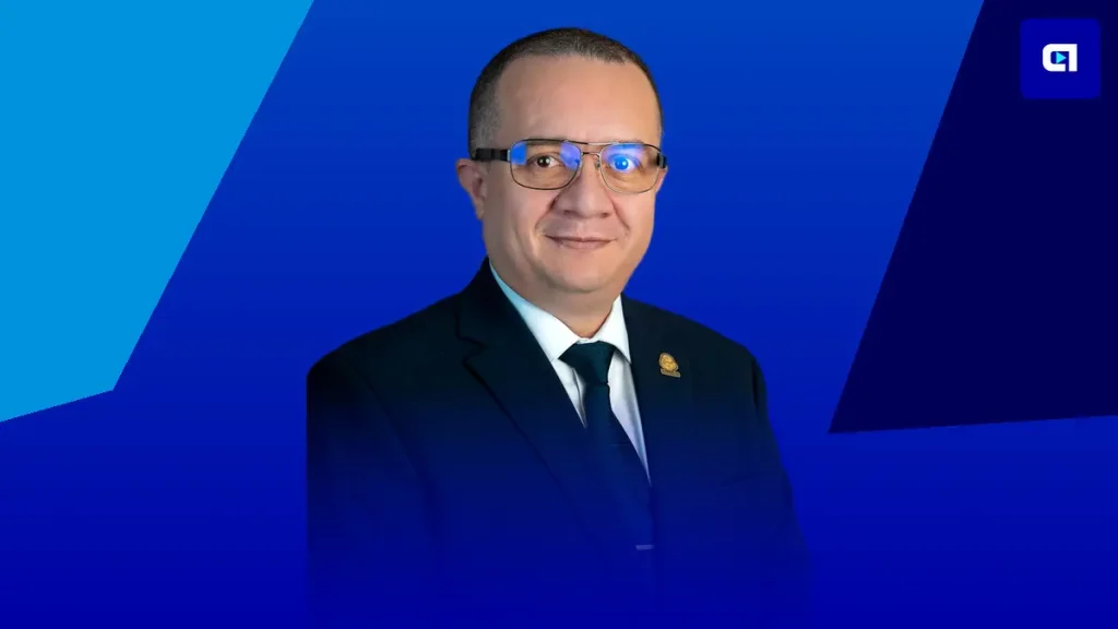 Gerald Campos Valverde, ministro de Seguridad Pública, durante un operativo policial en Cartago