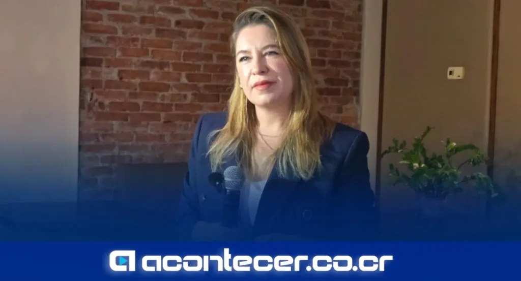 Claudia Dobles Camargo, diputada de la Coalición Agenda Ciudadana, en el Plenario Legislativo