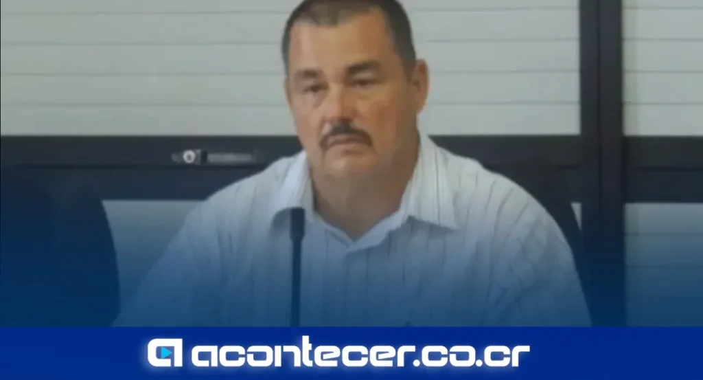 Gilbert Bell Fernández, alias Macho Coca, durante su extradición a Estados Unidos en operativo del OIJ y la DEA