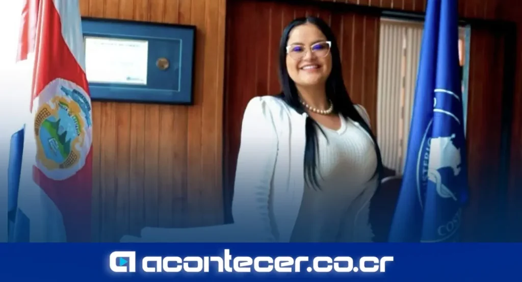 Joselyn Chacón Madrigal, exministra de Salud de Costa Rica, durante una conferencia de prensa