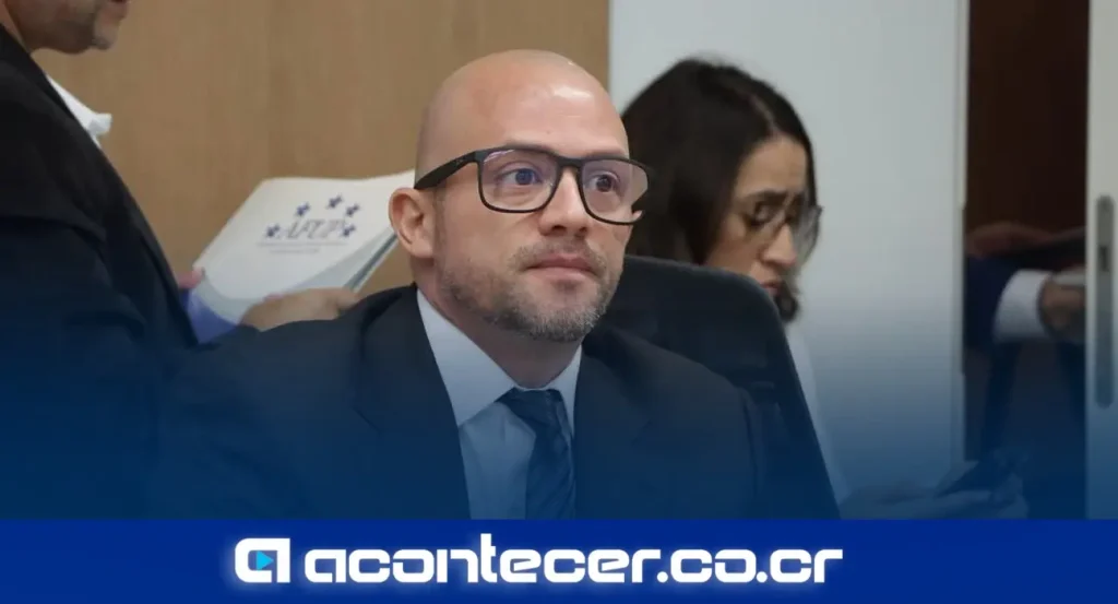 Álvaro Ramos durante la Asamblea Nacional del Partido Liberación Nacional
