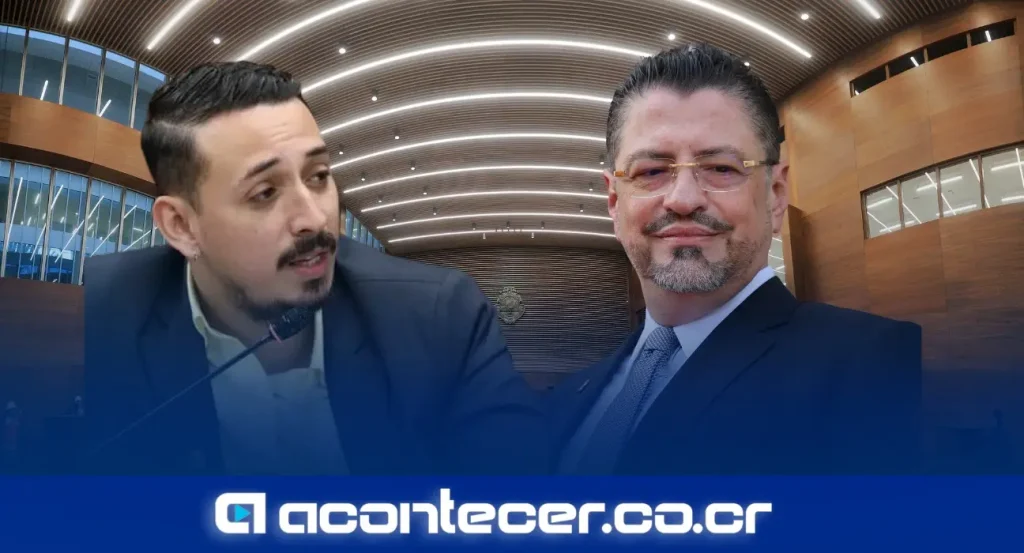 Ariel Robles Barrante, exdiputado del Frente Amplio, durante una conferencia de prensa en la Asamblea Legislativa