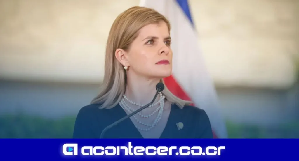 Laura Fernández Delgado, presidenta de Costa Rica, durante declaraciones sobre la legalidad de su gobierno