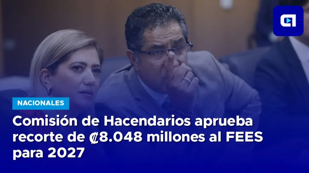 Diputados de la Comisión de Asuntos Hacendarios durante la sesión en la que se aprobó el recorte de ₡8.048 millones al FEES