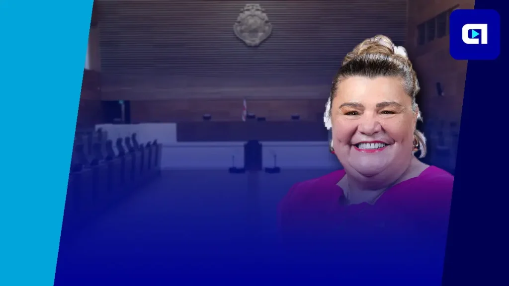 Mía Fink Uleth, activista feminista y asesora ad honorem de la diputada Claudia Dobles Camargo, en video donde exige la renuncia de Kattia Calvo Cruz