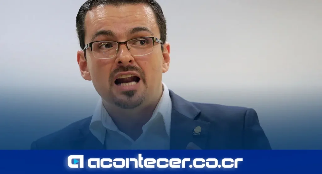 José María Villalta: "Jamás podrán llamar narcotraficante a Ariel Robles"